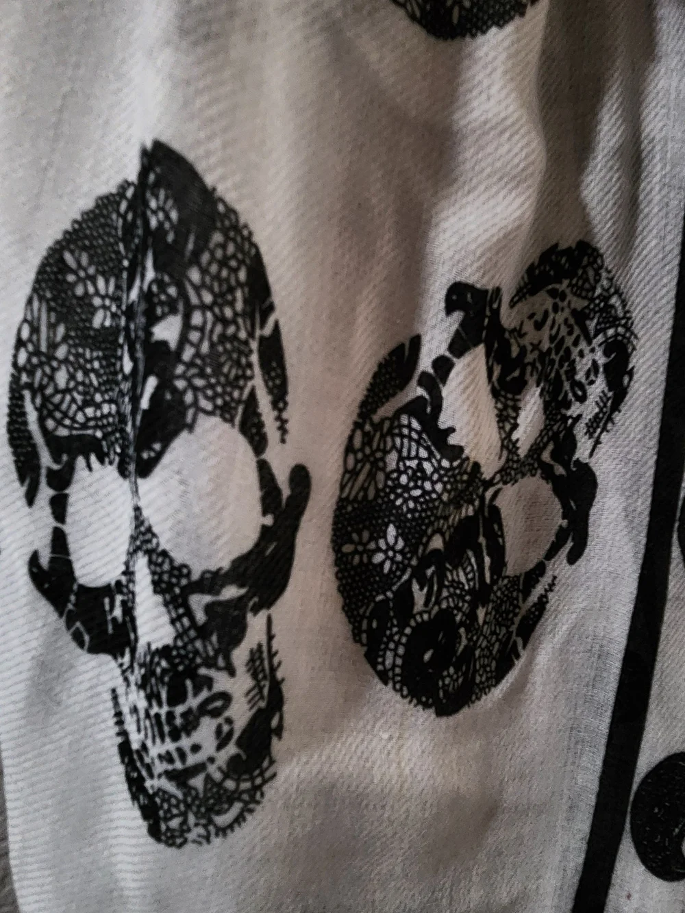 Black and White Skull Print Scarf - Unbranded